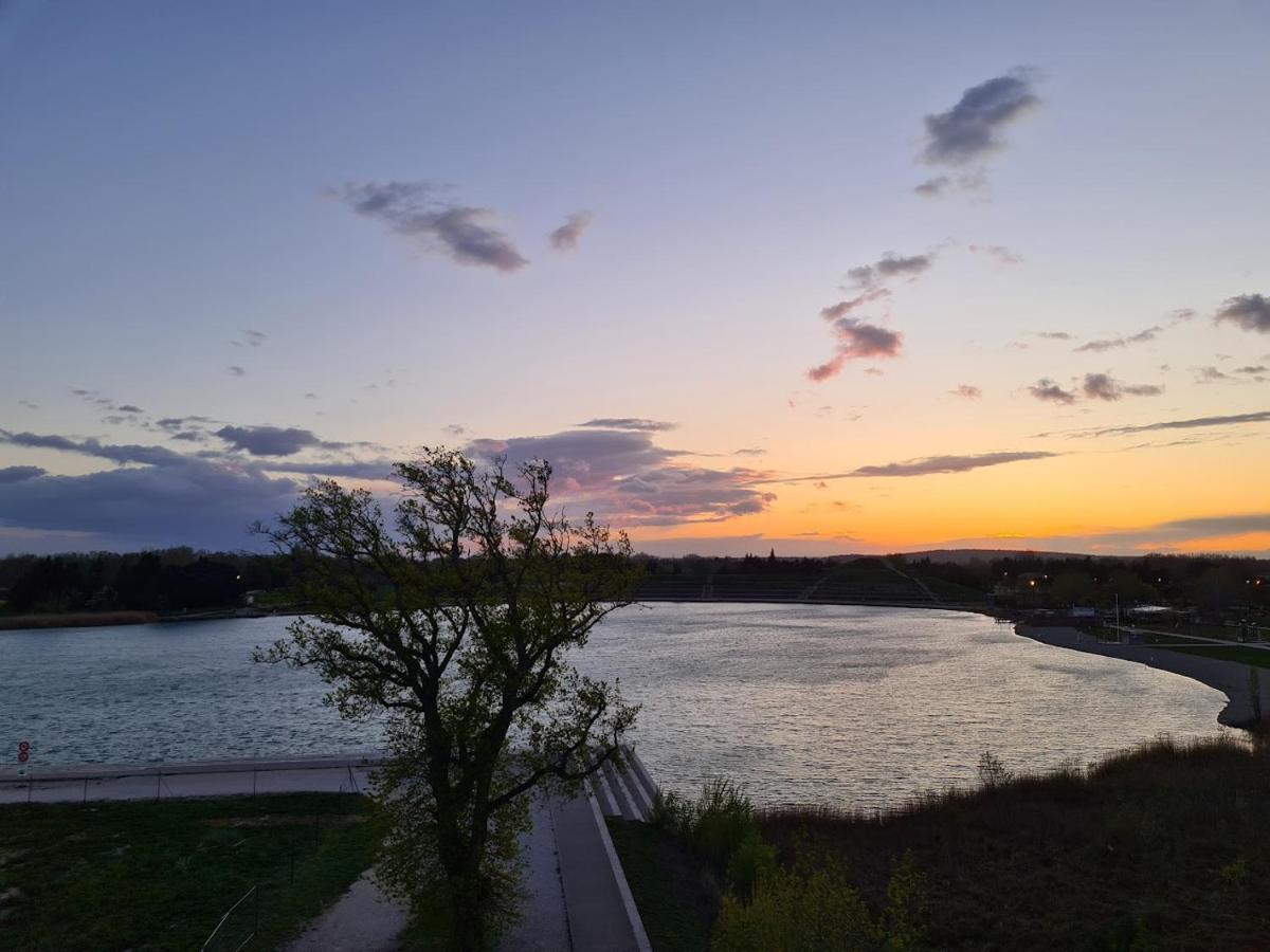 Lakeside Provence - Appartement 4 Etoiles Face Au Lac De 몽투 외부 사진